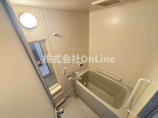 ガーデンライフ旭ヶ丘の浴室