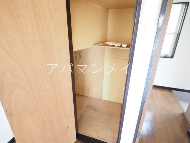 【収納】 | ホープ戸塚台 | リビングにある収納スペース