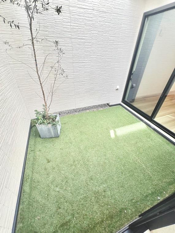 戸田谷戸建の庭|たまにはお庭で休日を過ごしてみるのもよいかもしれません
