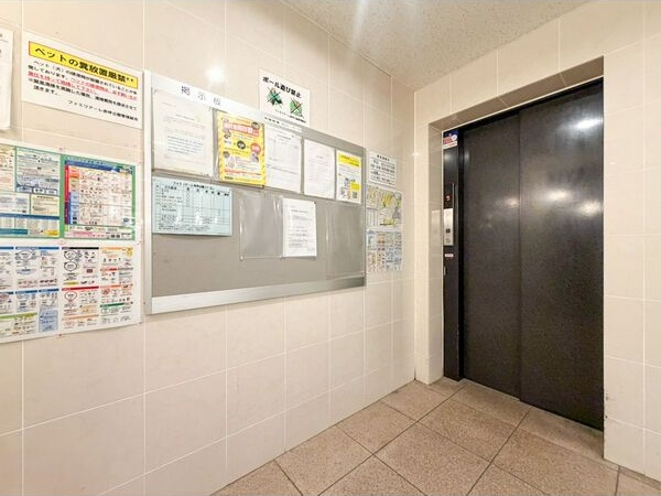 ファミリアーレ赤坪公園のその他共用部分
