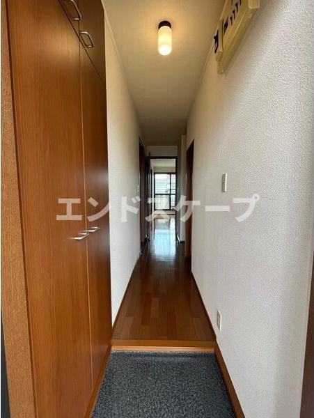 エトワール韮塚の玄関|高崎、前橋のお部屋探しはエンドスケープまで！お客様の理想お聞かせ下さい♪