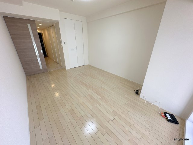 ドゥーエ立売堀　仲介手数料無料の居間・リビング