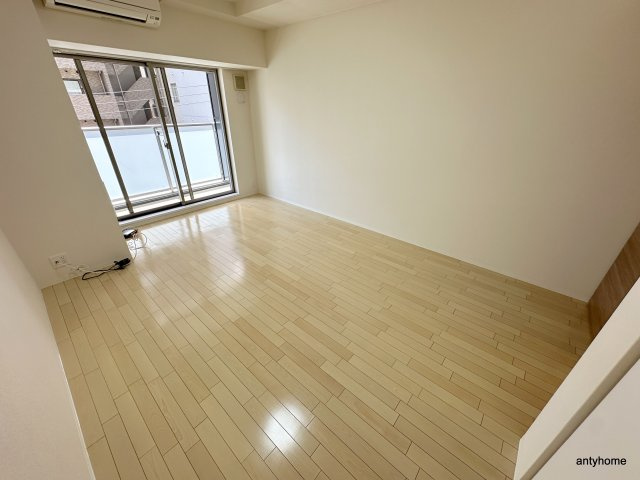 ドゥーエ立売堀　仲介手数料無料の寝室