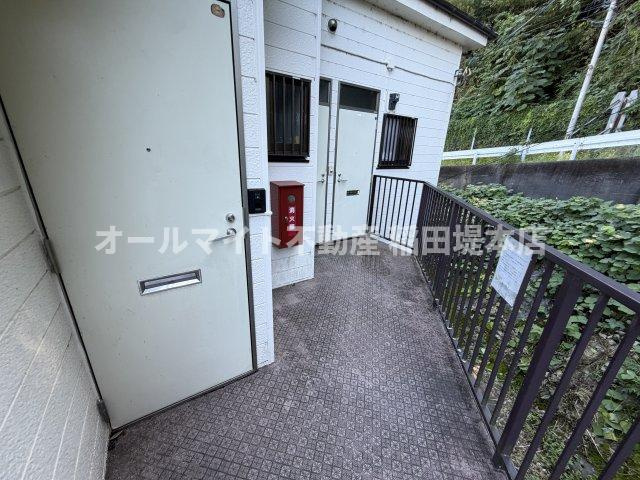 ヒルズ長尾のロビー