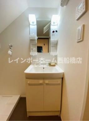M-unitの洗面所