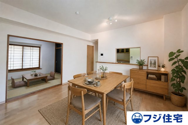アステージ岸和田の居間・リビング|※バーチャルステージング画像（AI合成）です。合成された家具等は販売価格に含まれません。