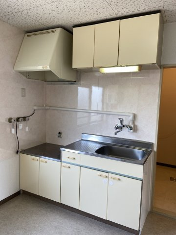 カーサみよしＡのキッチン|DK6帖