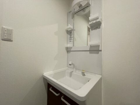 ジーメゾン我孫子の独立洗面台