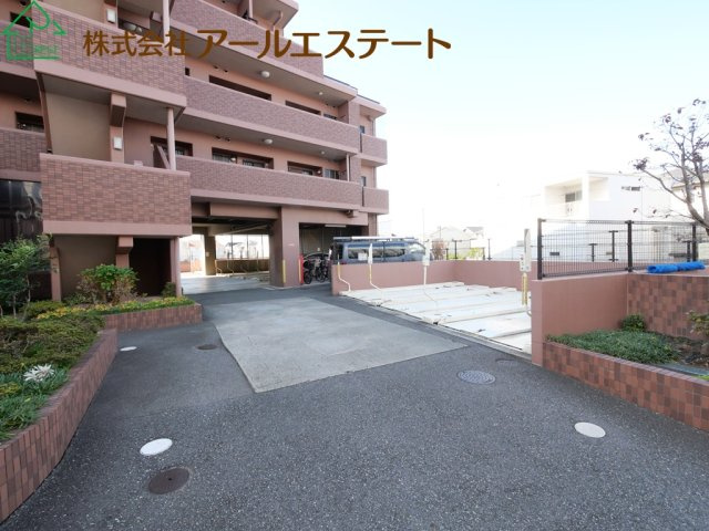 グランプレステージ明石西Ⅱ　　山陽電鉄「東二見駅」徒歩14分の駐車場