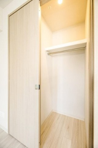 ドゥーエ西馬込の収納|洋室4帖　　ウォークインクローゼット