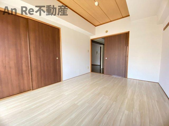 ロイヤルメゾンⅡの洋室
