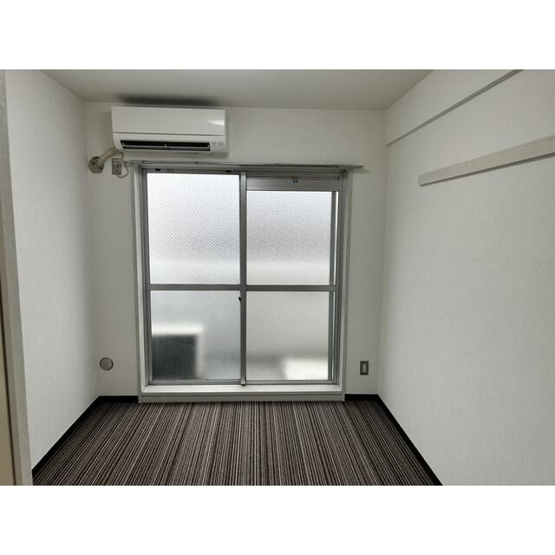 【寝室】