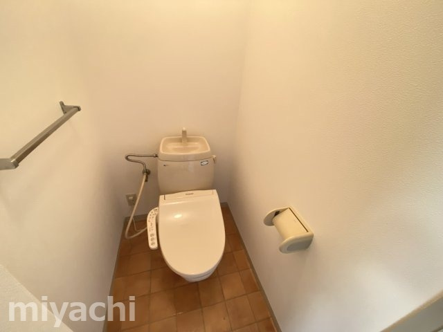 ディアス名東のトイレ