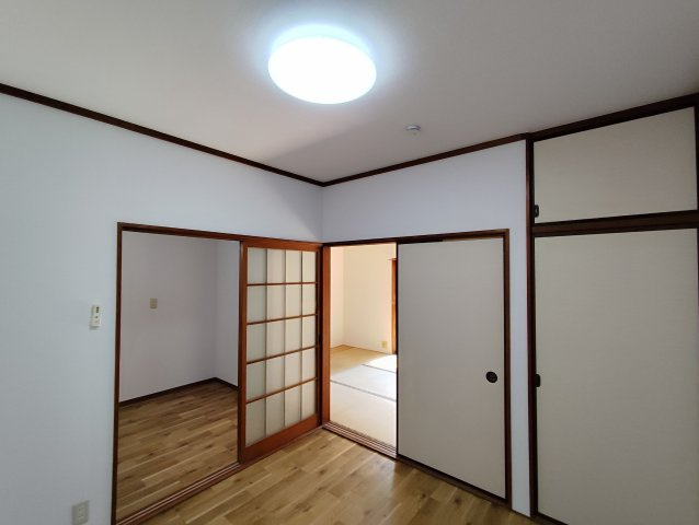 コーポミツクラの洋室