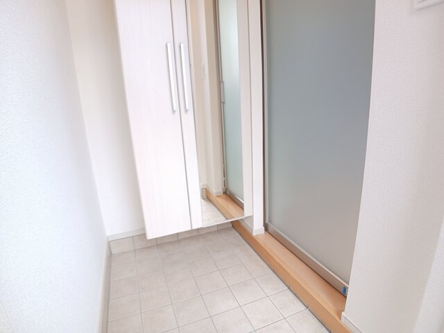 エスペランサ白国Ⅱの玄関