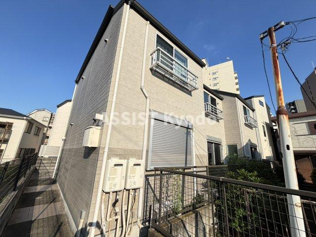 ＲＯＷ　ＨＯＵＳＥ上馬の外観
