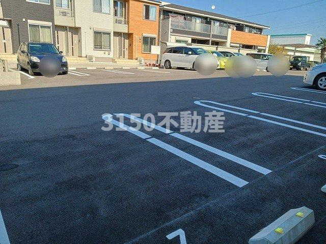 Ｉ・ＲＯ・ＨＡ　Ⅰの駐車場|駐車場があります