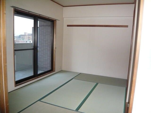 ロイヤルコートときわ台の和室
