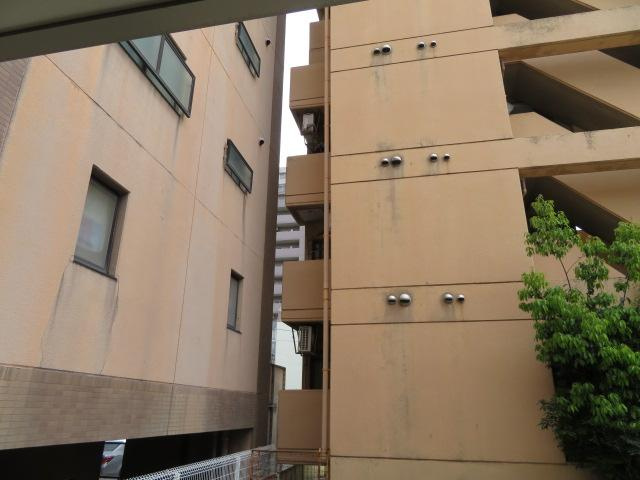 名古屋市熱田区旗屋１丁目のハイツのバルコニー
