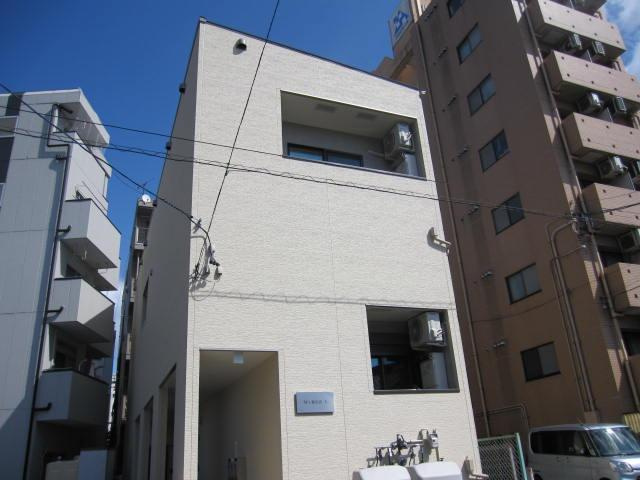 名古屋市熱田区旗屋１丁目のハイツの外観
