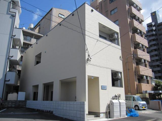 名古屋市熱田区旗屋１丁目のハイツの外観