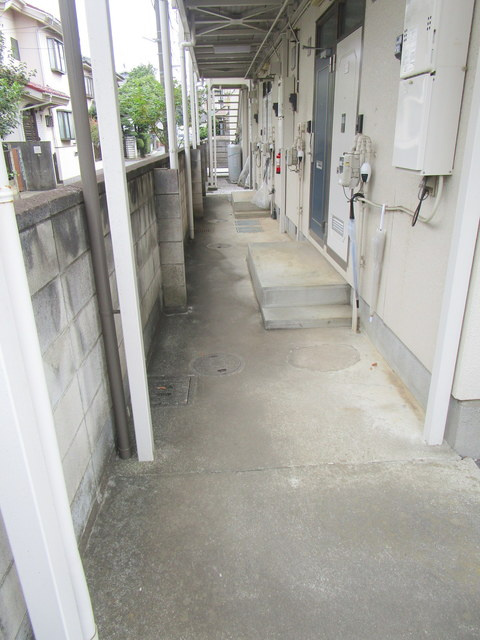 シティハイム　けやき通りＢのエントランス|★１階共用通路★