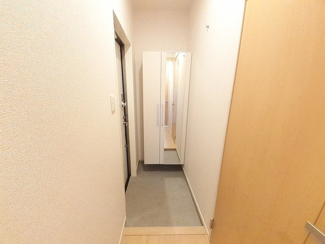 サイド　ライス　フィールドⅡの玄関|きれいな玄関です