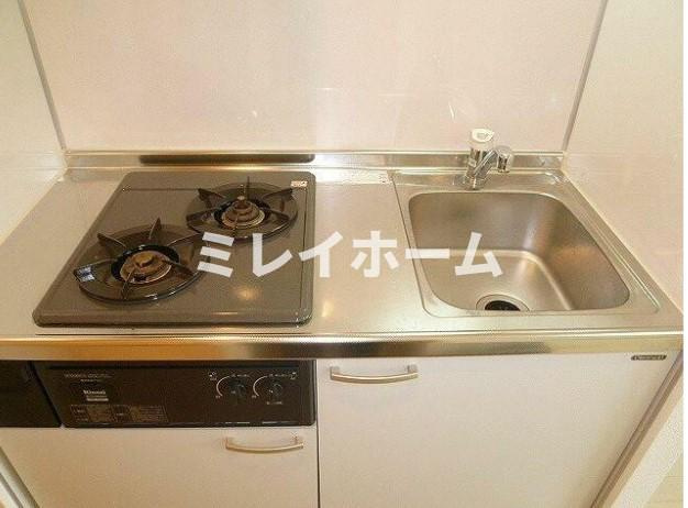 アルテシモブランシェプロヴァのキッチン|同建物内、別のお部屋の参考写真になります。