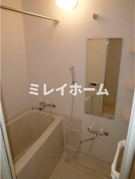 アルテシモブランシェプロヴァの浴室|同建物内、別のお部屋の参考写真になります。