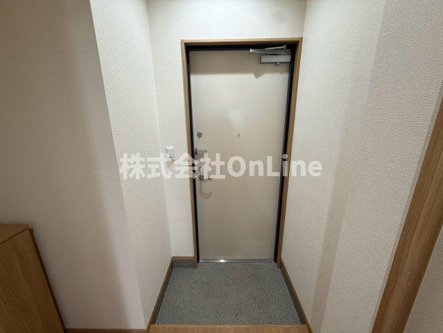 ローレルサウス若江西新町の玄関