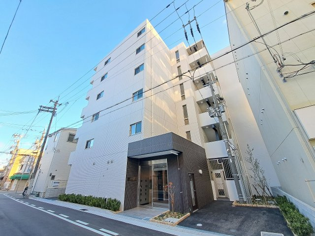 リブネスコート西宮鳴尾の外観