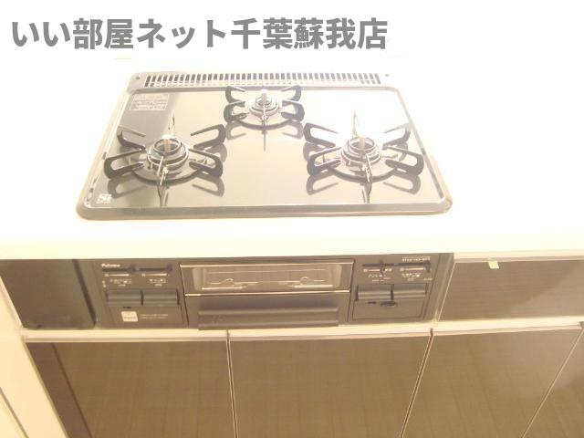 フリュレーヴのキッチン|きれいなキッチンです