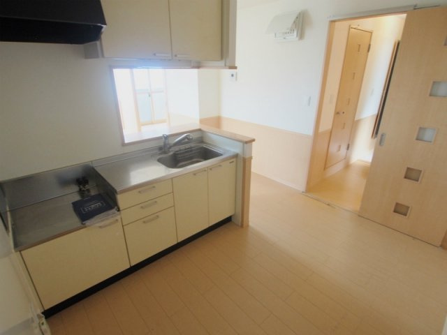 リビングタウン山本B棟のキッチン