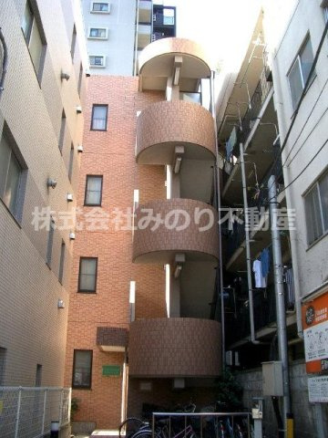 クレールカサベルデの外観