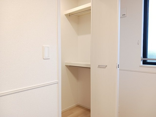 シャトー　ソレイユⅢ　Ａの収納|専用の収納スペースです