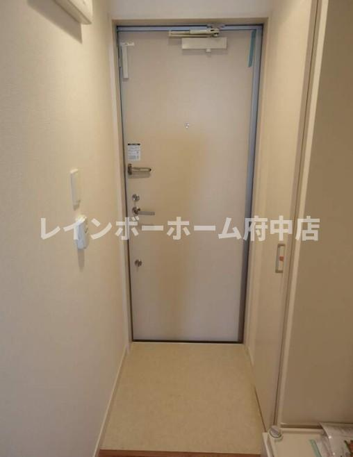 リブリ・graciousの玄関