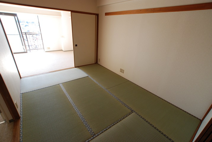 マンション掃部山公園の和室