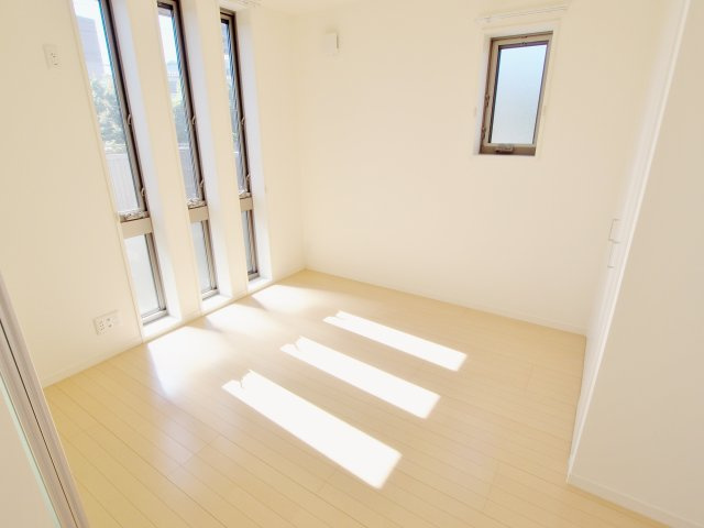 ファンコート船越の内装