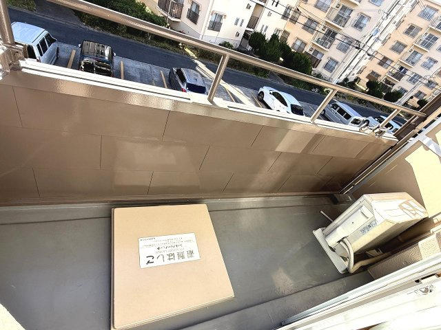 モンテメール学園前のバルコニー