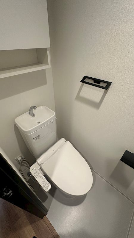 ZOOM新宿御苑前のトイレ