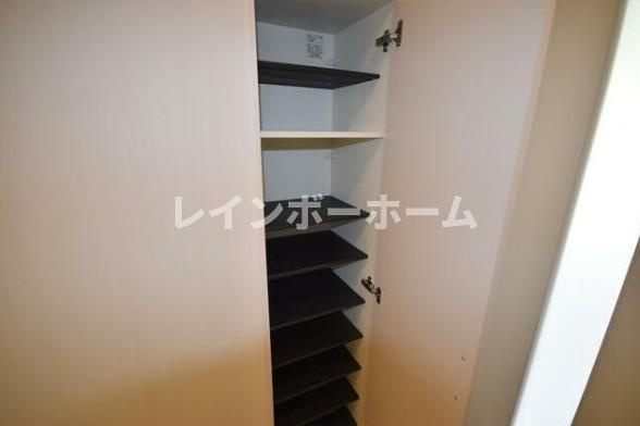 SHIROの玄関