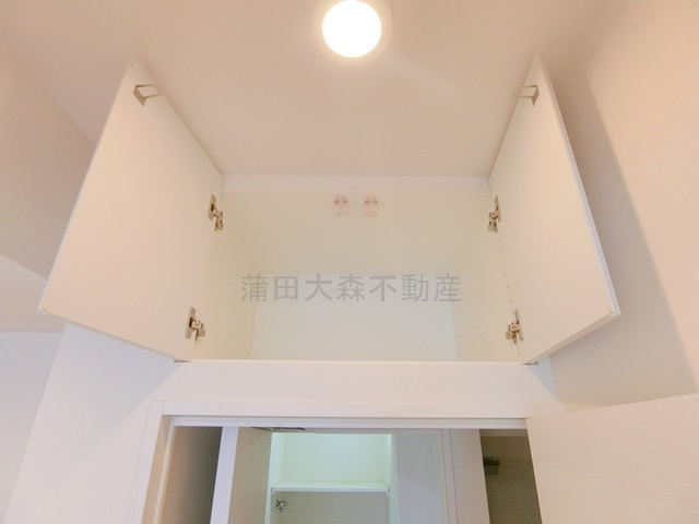 メイクスデザイン千鳥町アジールコートの収納|LDK入口上収納スペース