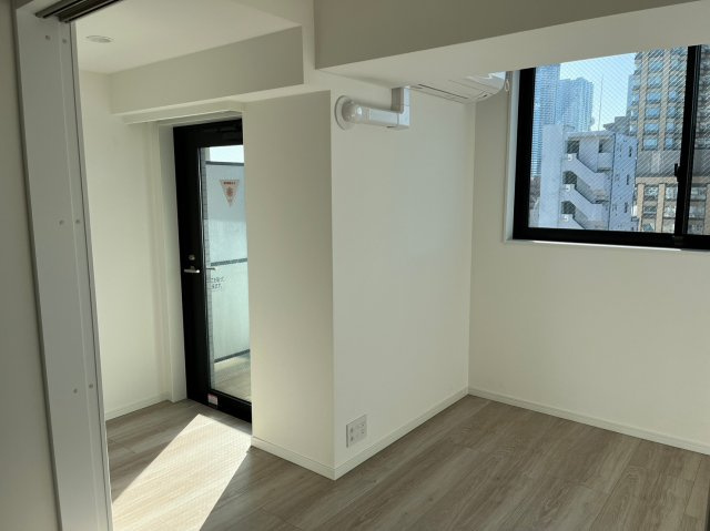 使い勝手のいい寝室です