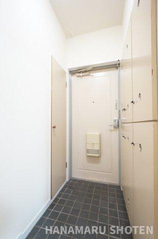 サンウィング稲荷町の玄関|物件、駅でお待ち合わせでのご案内歓迎！