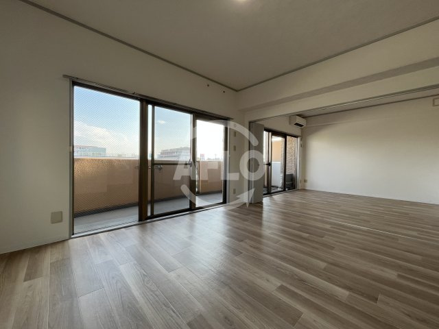 パークハイツアイリス5号館の居間・リビング|リビング