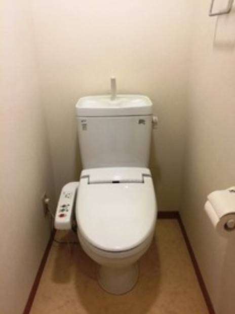 川崎市中原区市ノ坪の賃貸マンションのトイレ