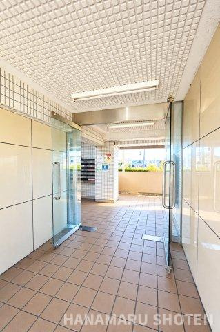 サンシティ末広のエントランス|物件、駅でお待ち合わせでのご案内歓迎！