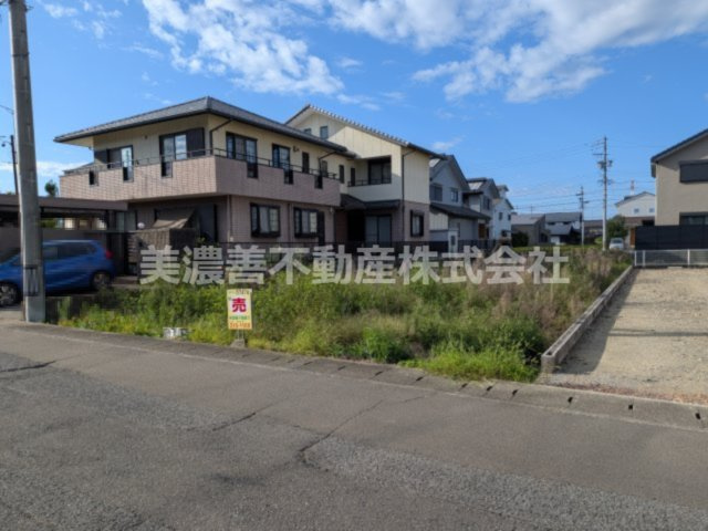 ６７４７４　本巣郡北方町柱本南土地の外観