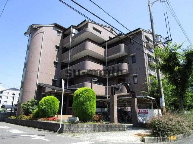 ヌーヴェルシャトーの外観