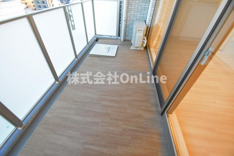 プレジオ荒本新町のバルコニー